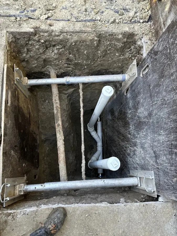 Experienced plumber completing Gas Line Repair work in Eunice